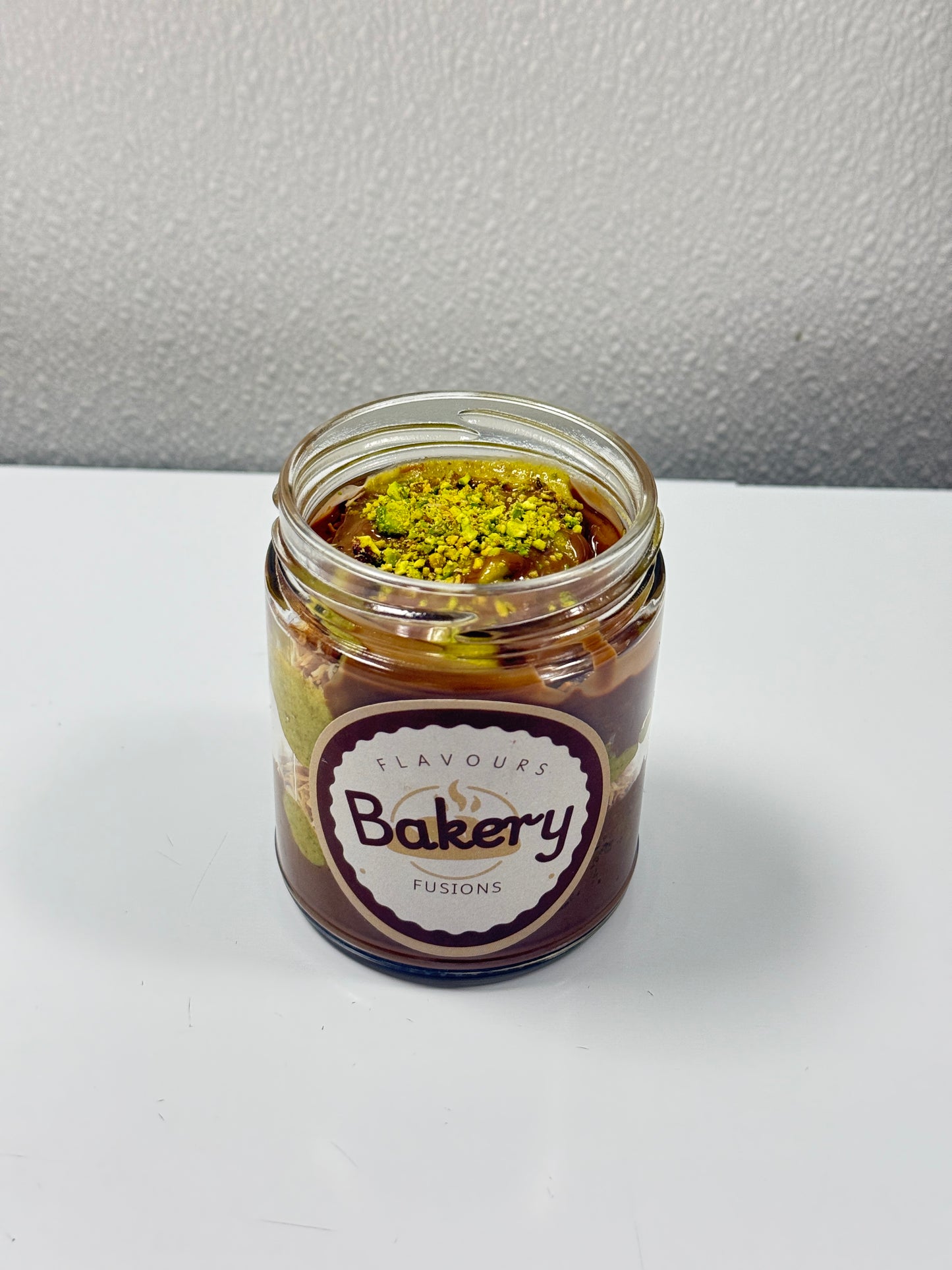 Pistachio Kunafa Jar (9 oz)